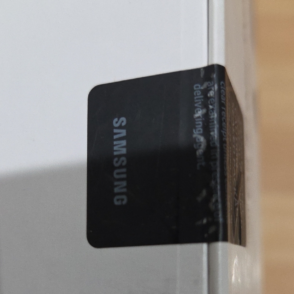 Brand New-Box Is Still Sealed Samsung S20 FE 5G Cloud Navy Color 128 GB. Verizon - Picture 3 of 4